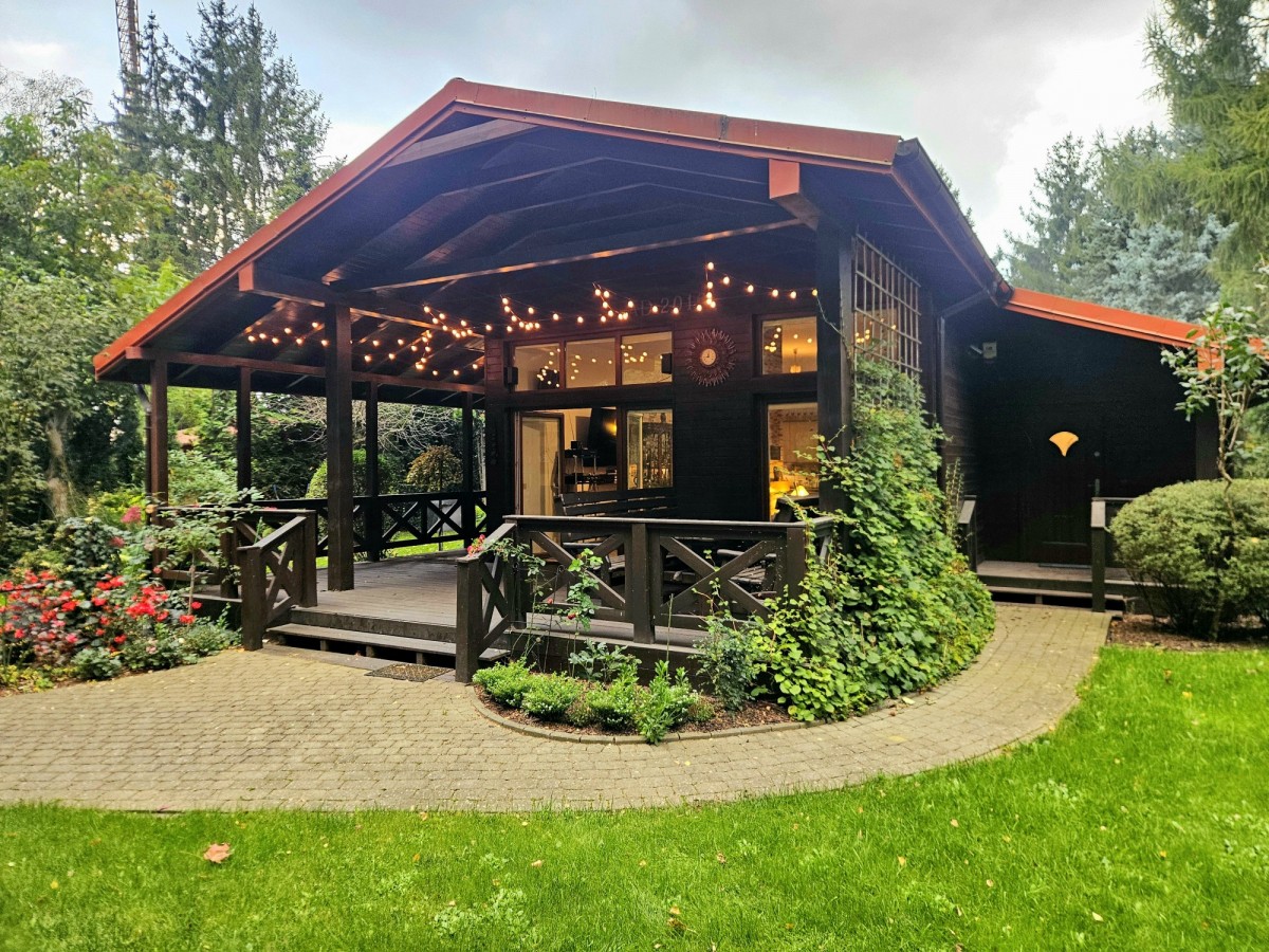 JACHRANKA | Dom 107,5 m² z sauną i jacuzzi — zdjęcie 1