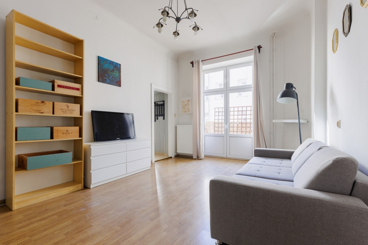 Poznańska 14 | kamienica | balkon | 3 m wysokości — zdjęcie 4