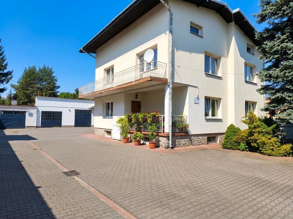 WYJĄTKOWA NIERUCHOMOŚĆ INWESTYCYJNA W CENTRUM — zdjęcie 1