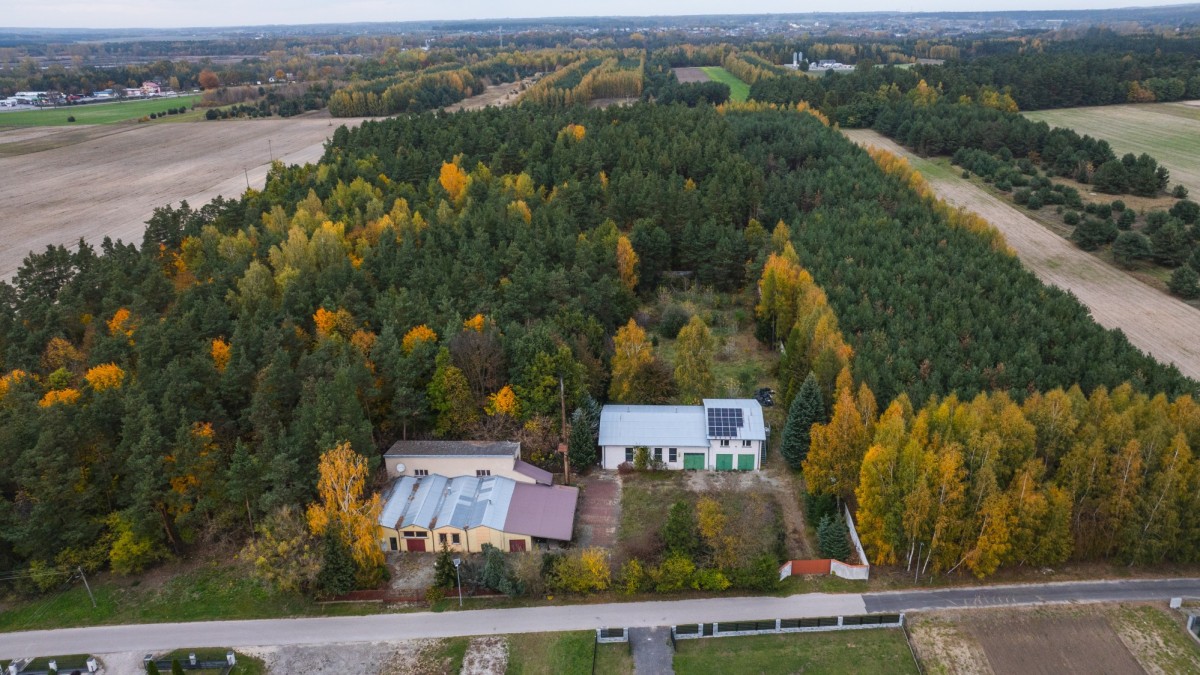 5700 mkw | Działka usługowa zabudowana — zdjęcie 2