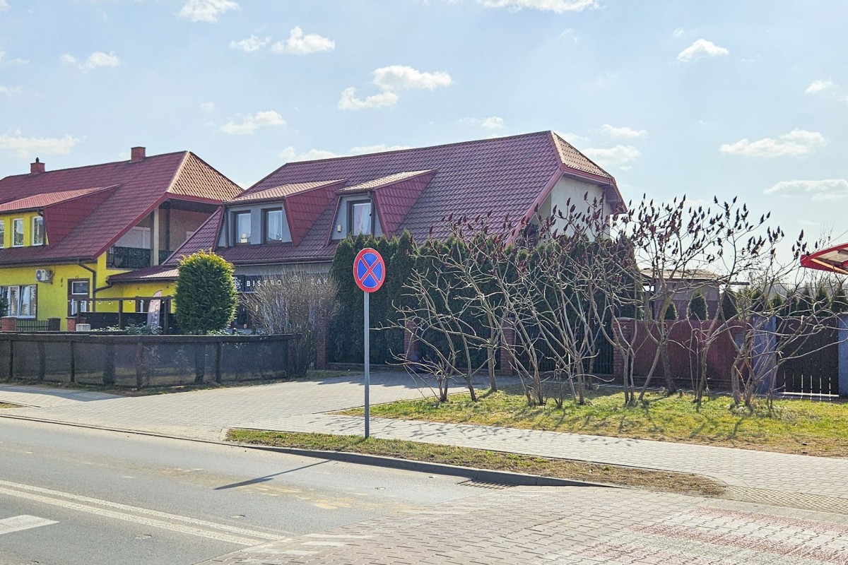 Dom 275m2 z usługowym parterem, Żyrardów — zdjęcie 2