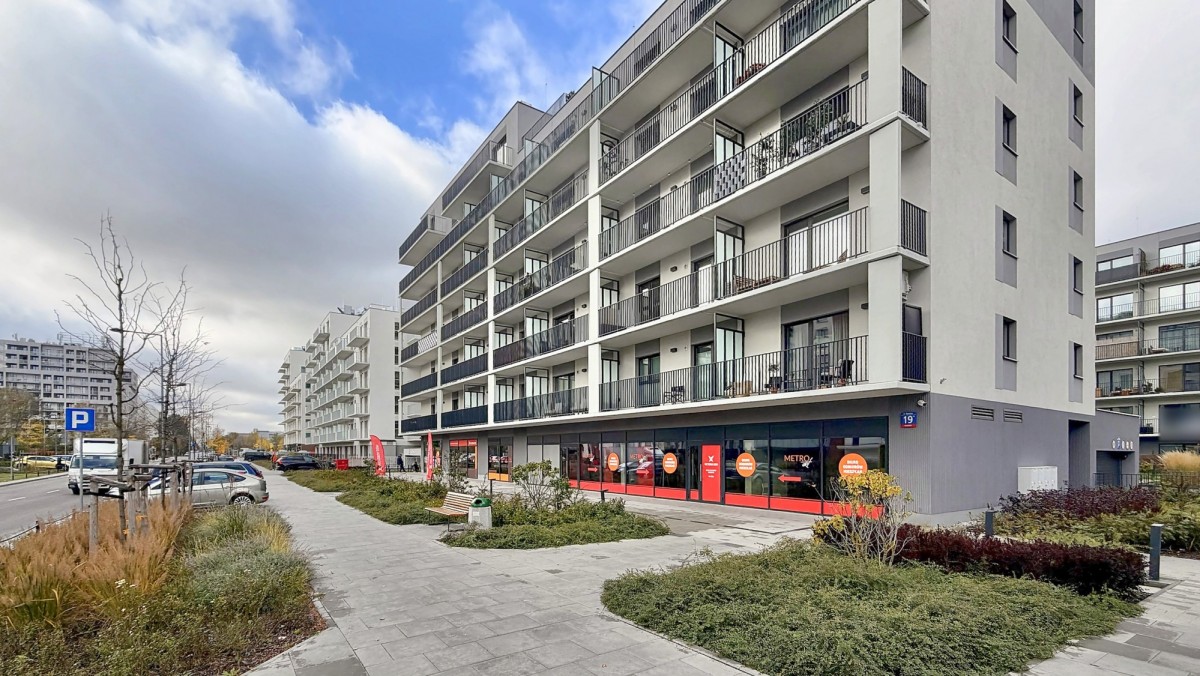 Do wykończenia - 36 m2, 2 pokoje, 1 pietro, balkon — zdjęcie 1