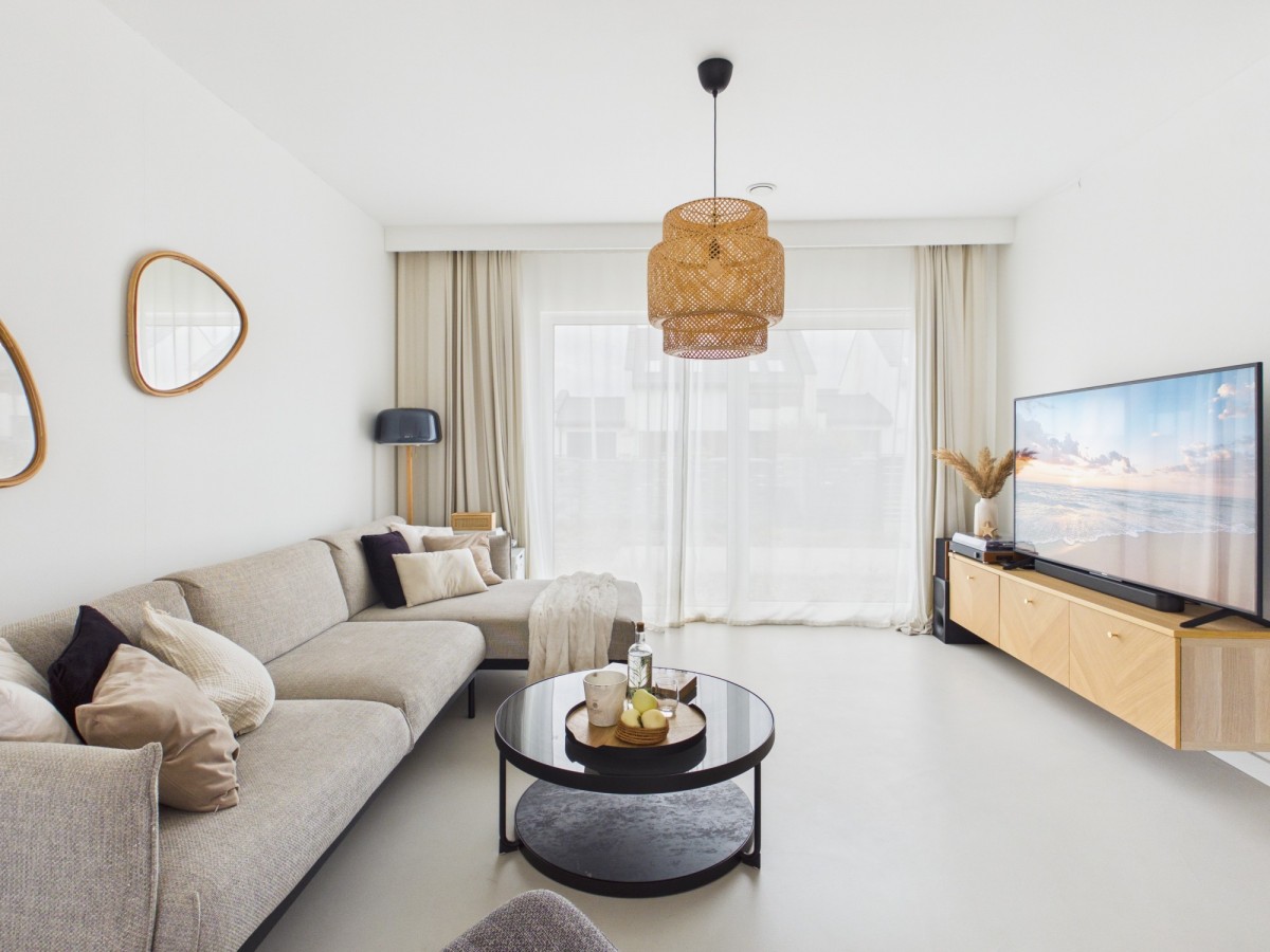 Nowoczesny dom | 479 m² działki | Villa Campina — zdjęcie 2