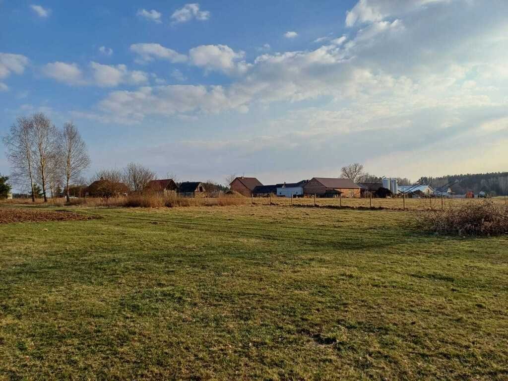 Działka Budowlano - rolna — zdjęcie 1