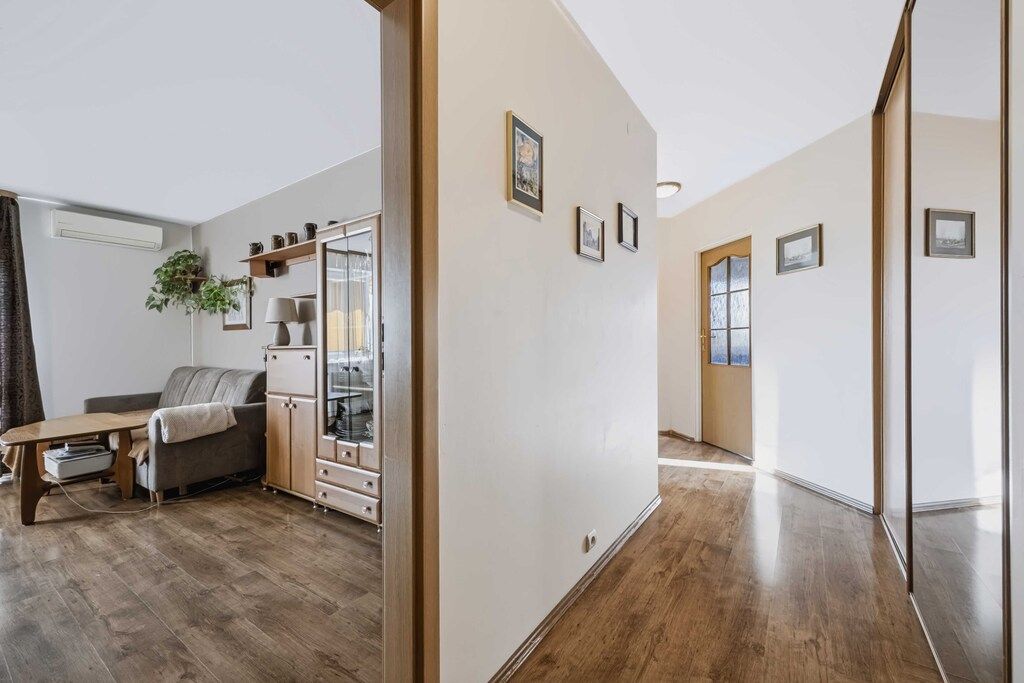 4 pokoje  68 m²  Centrum Piaseczna  Balkon — zdjęcie 5