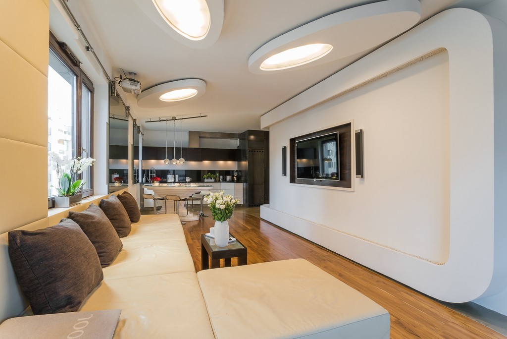 2 pokoje  Premium  Centrum Woli  81 mkw  3 stronne — zdjęcie 2