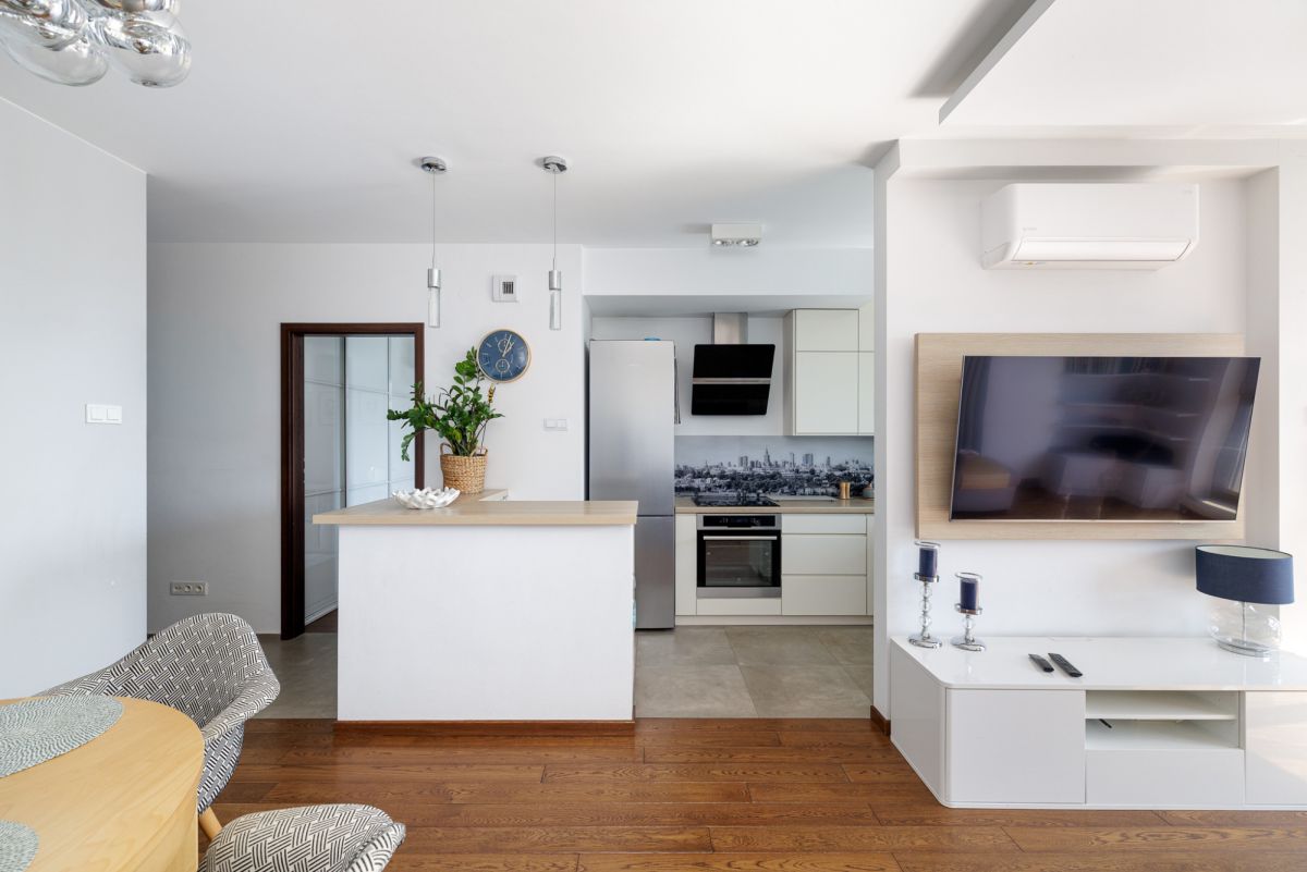 2 pokoje + 8m2 balkon, miejsce parkingowe, komórka — zdjęcie 5