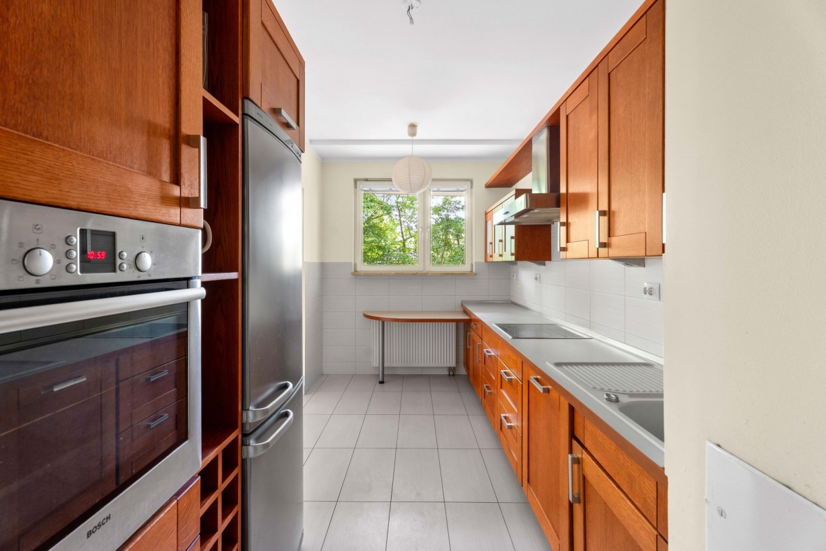 91,6 m² + Komórka + Garaż + Balkon + Zieleń — zdjęcie 1