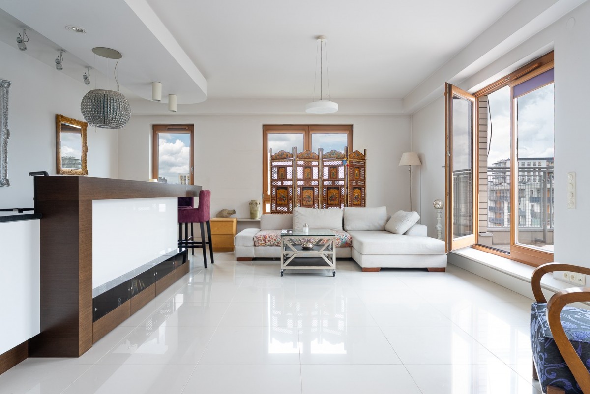 Apartament na dachu  1 sypialnia taras klima — zdjęcie 1