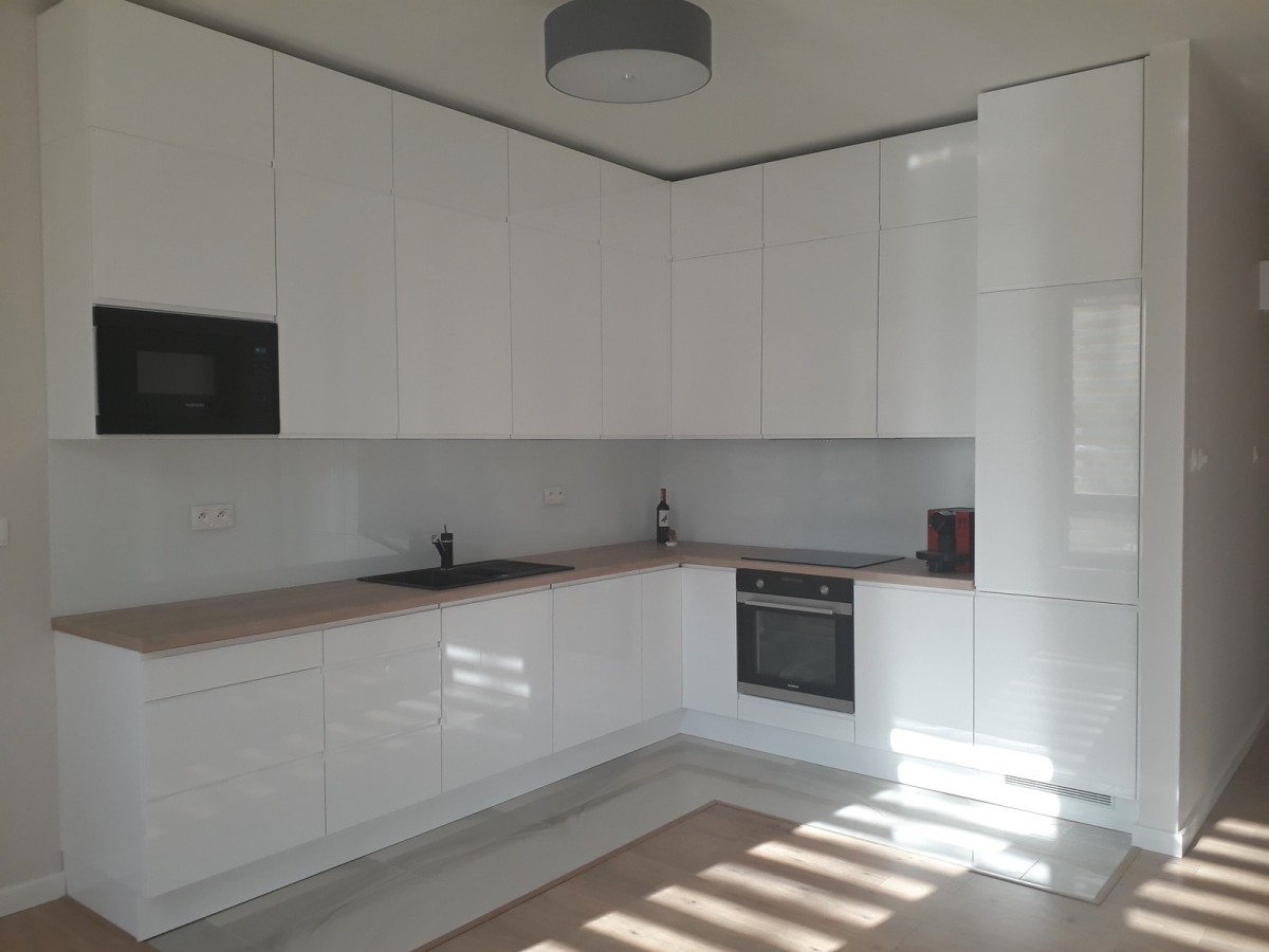 Apartament z dwoma prywatnymi ogródkami — zdjęcie 3