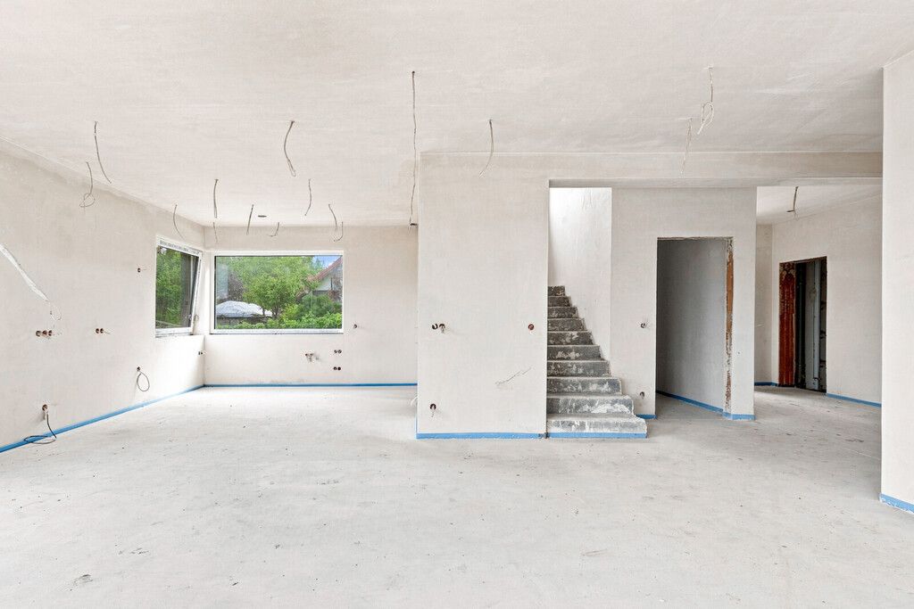 Bliźniak w stanie deweloperskim 272 m² I 6 pokoi — zdjęcie 4