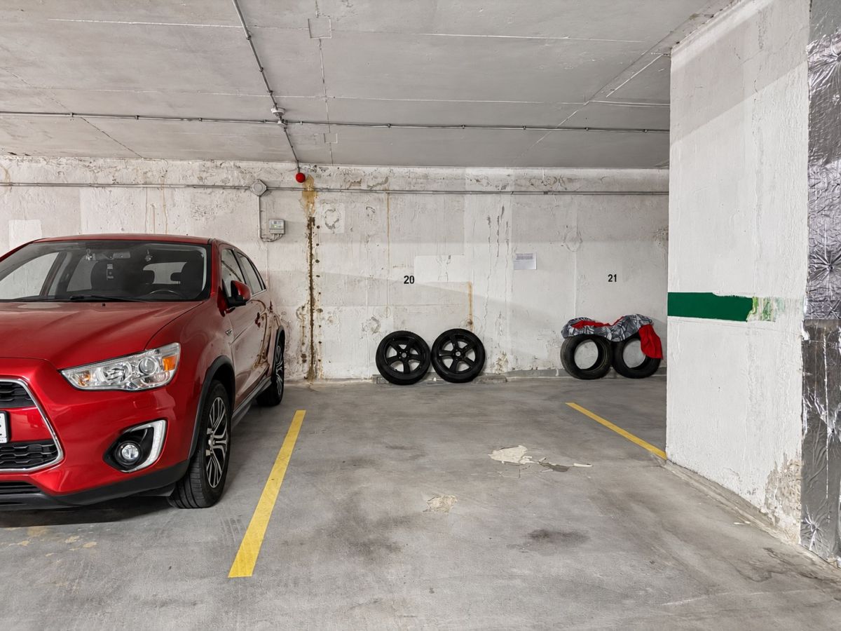 Garaż - miejsce parkingowe Bartnicza 6 Bródno — zdjęcie 3