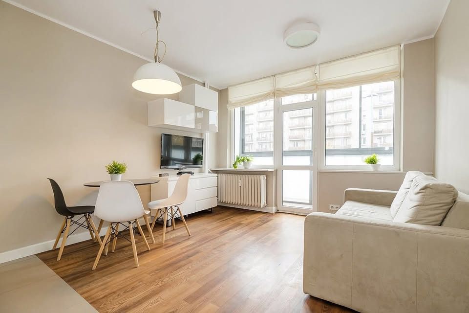 Wygodne 3 pokoje, 47 m2, świetnie skomunikowane — zdjęcie 2