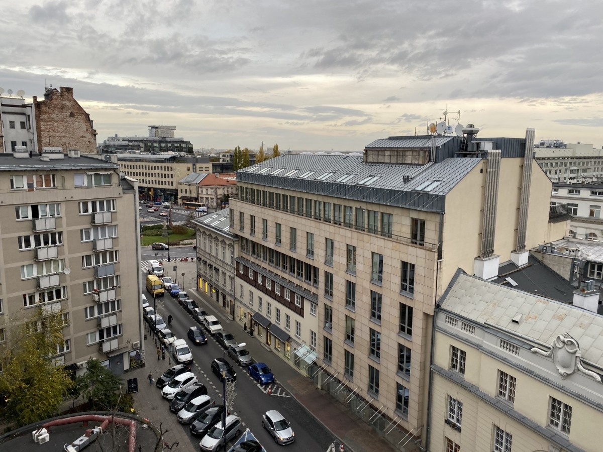 Plac Trzech Krzyży 2 pokoje 36m2 — zdjęcie 1