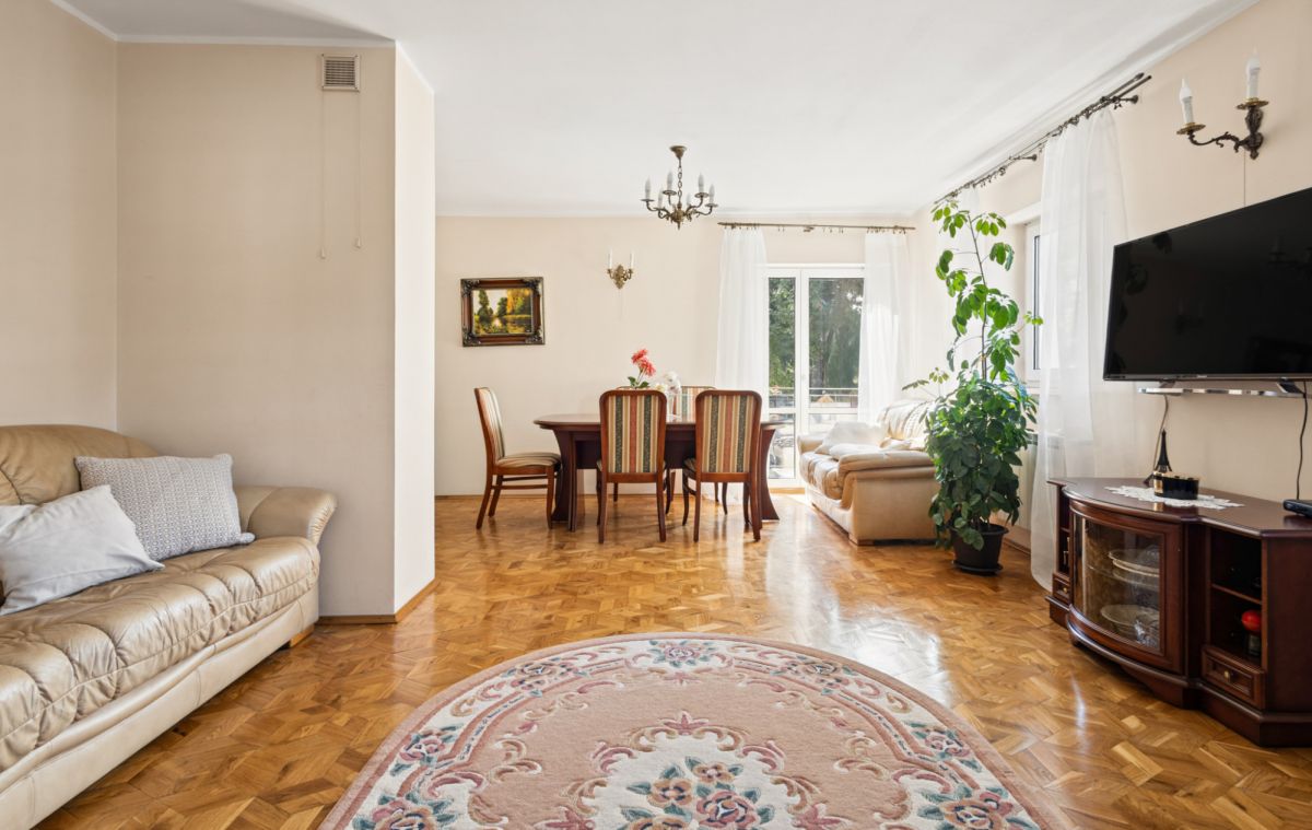 Na sprzedaż dom 215m2, działka 2805m2. — zdjęcie 5
