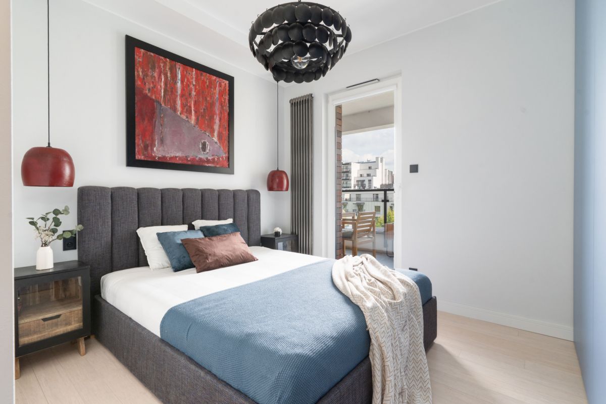 Po remoncie | Metro | Ostatnie piętro | 3 pokoje — zdjęcie 1