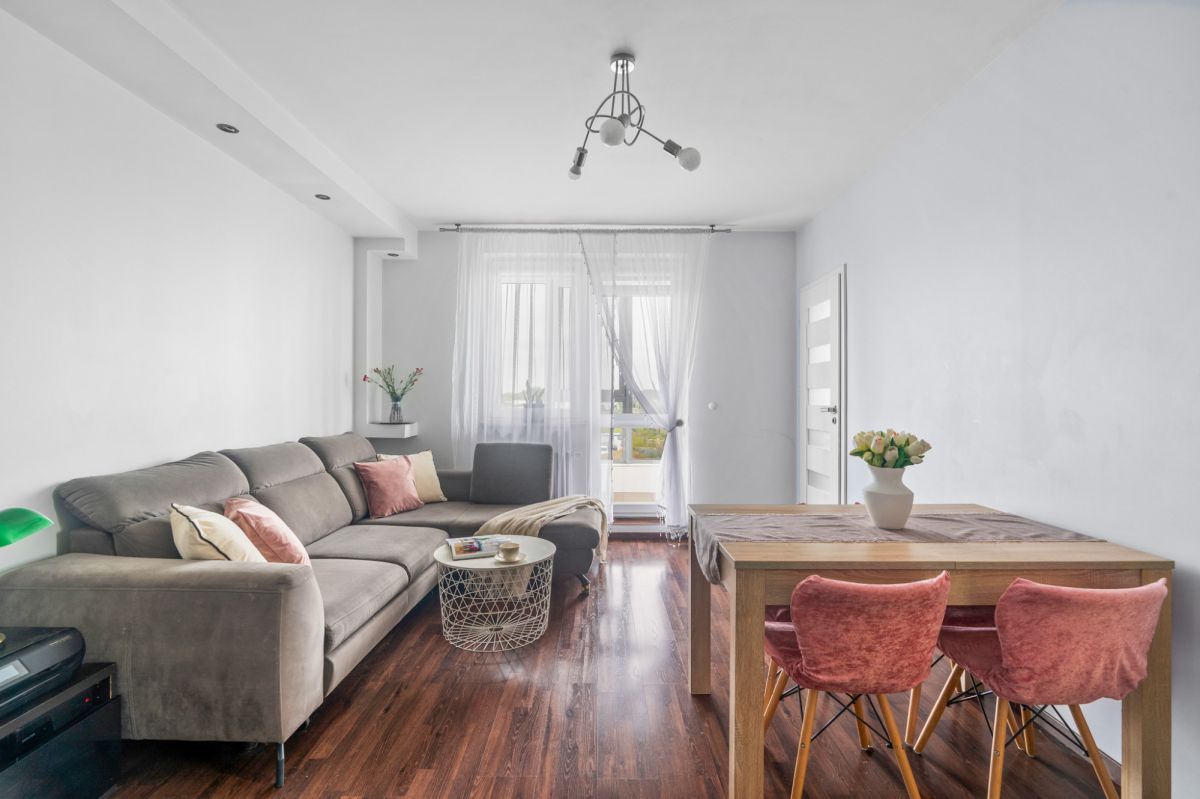 Wyjątkowy układ 57m² | Salon + 3 sypialnie! — zdjęcie 1