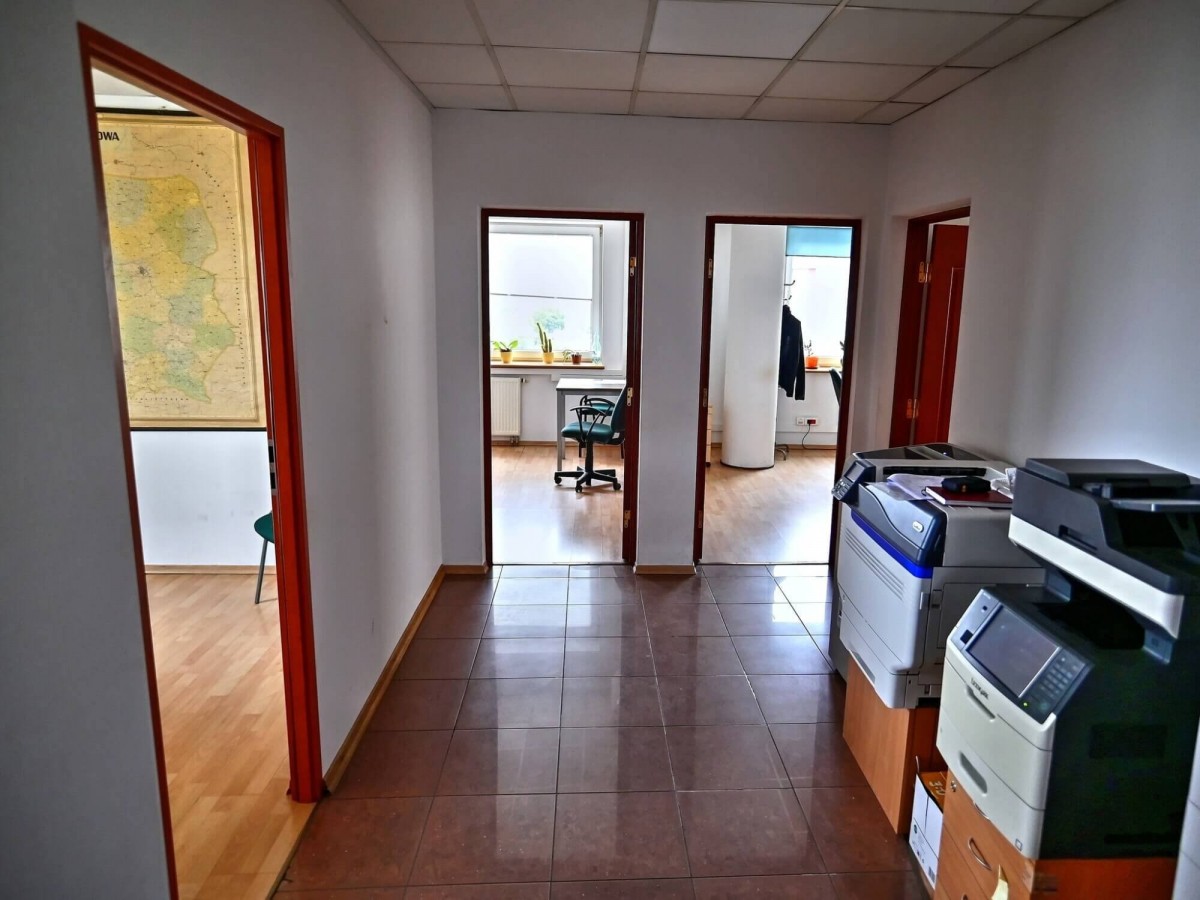 Lokal usługowy 110,32m2, garaż Centrum Jana Pawła — zdjęcie 4