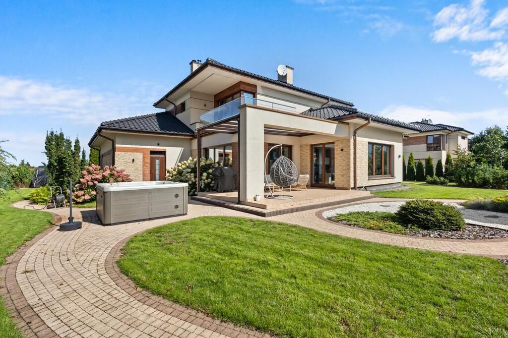 Dom wolnostojący 275 m2  duża działka  Wilanów — zdjęcie 2