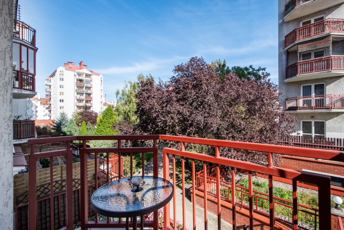 2-pokojowe z balkonem, ciche, z garażem! — zdjęcie 5