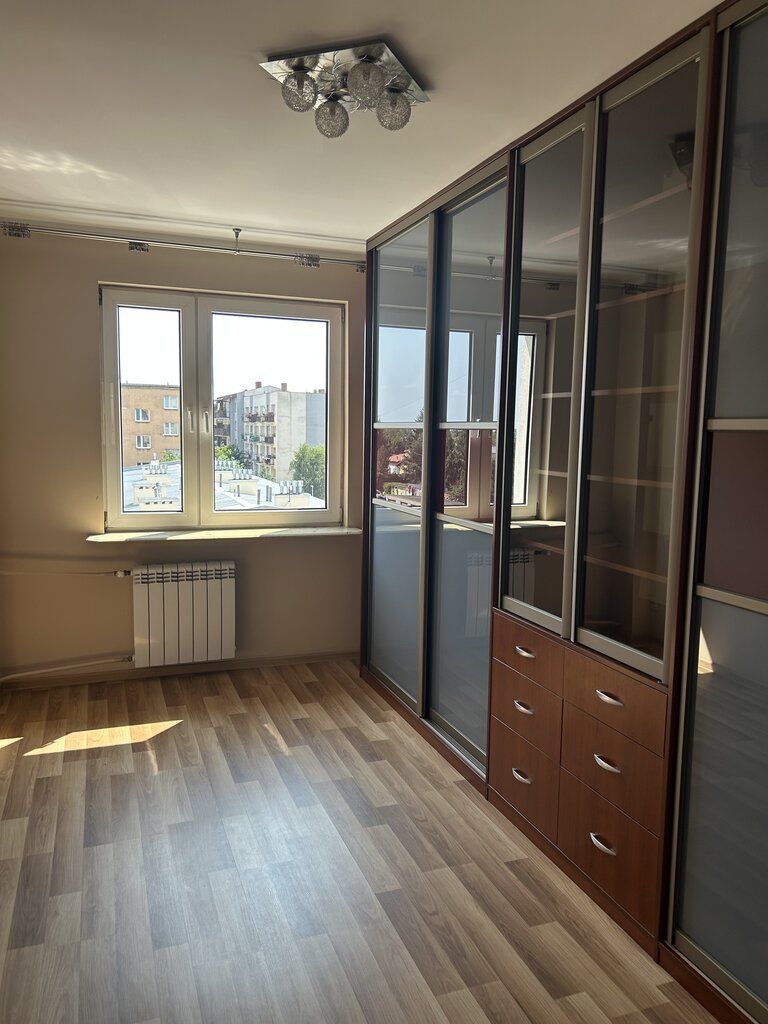 Przestronne 4-pokojowe mieszkanie w centrum Grójca — zdjęcie 4