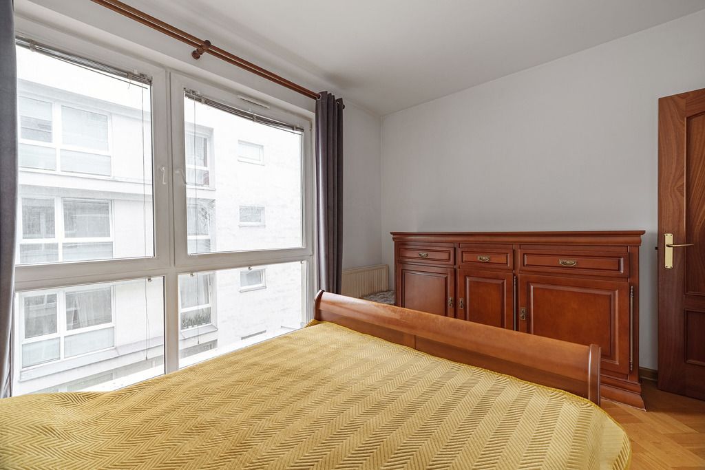 102 m², 4 pokoje, loggia, garaż, dwie łazienki — zdjęcie 5