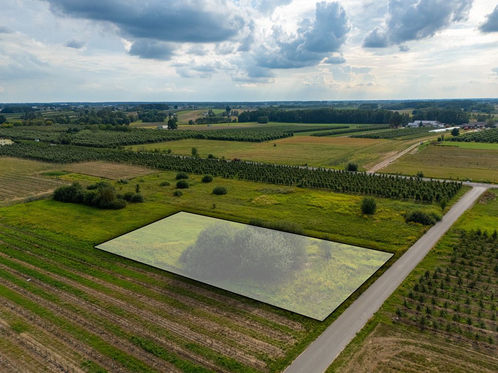 Działki budowlane w znakomitej lokalizacji — zdjęcie 2