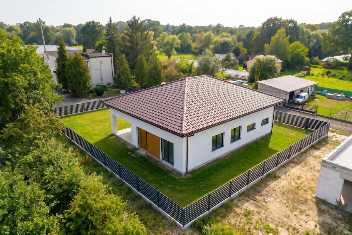 Wygodny dom w cichej i zielonej okolicy — zdjęcie 1