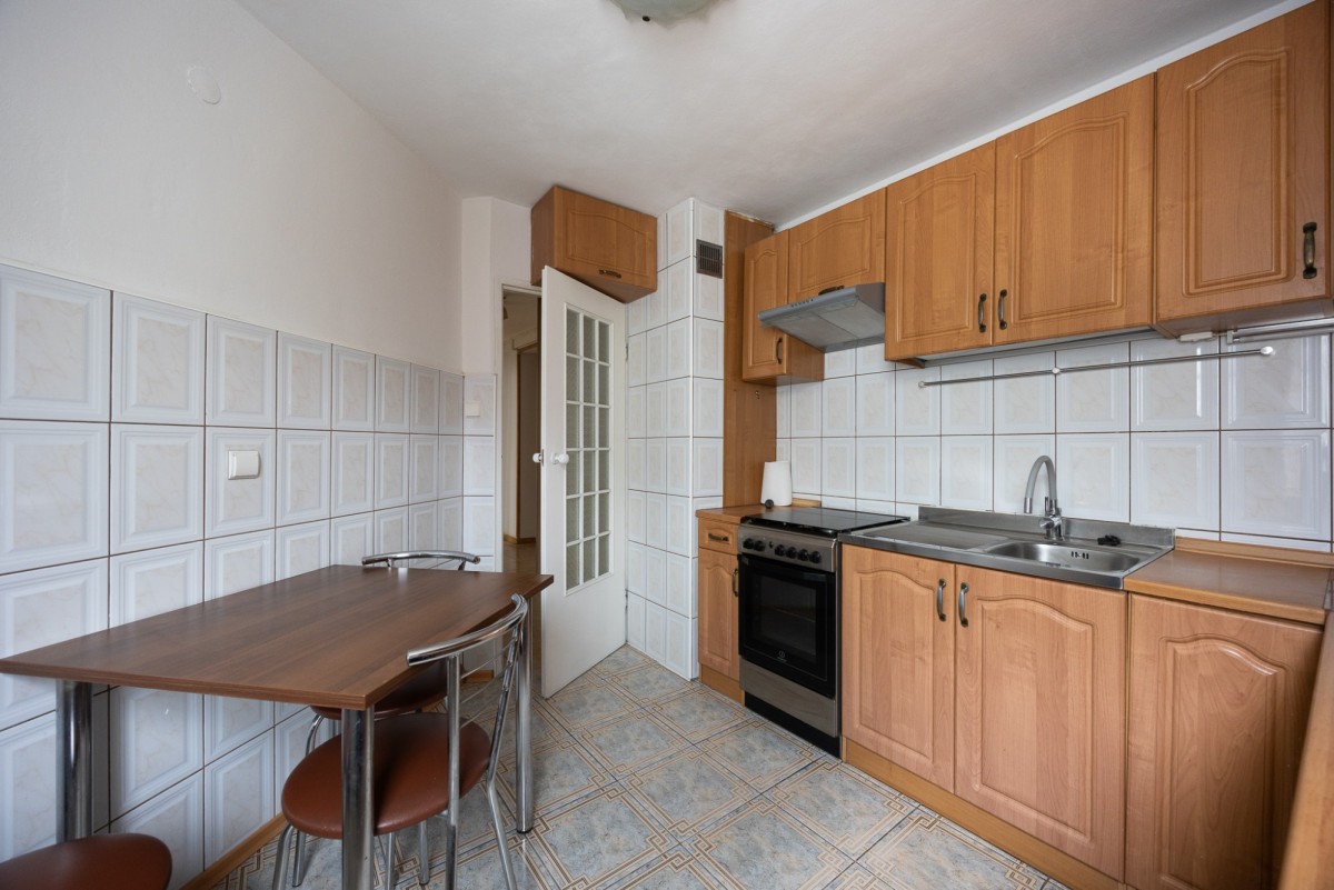 Omulewska 50,7 m² taras 14m² Cegła 1994 2 piwnice — zdjęcie 2
