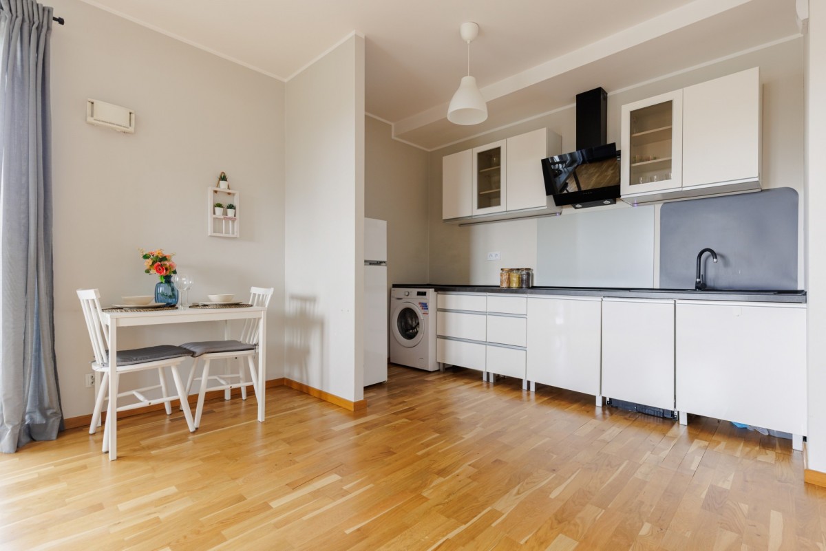 60 metrów | Obok metra M2 | Balkon | Parking! — zdjęcie 4