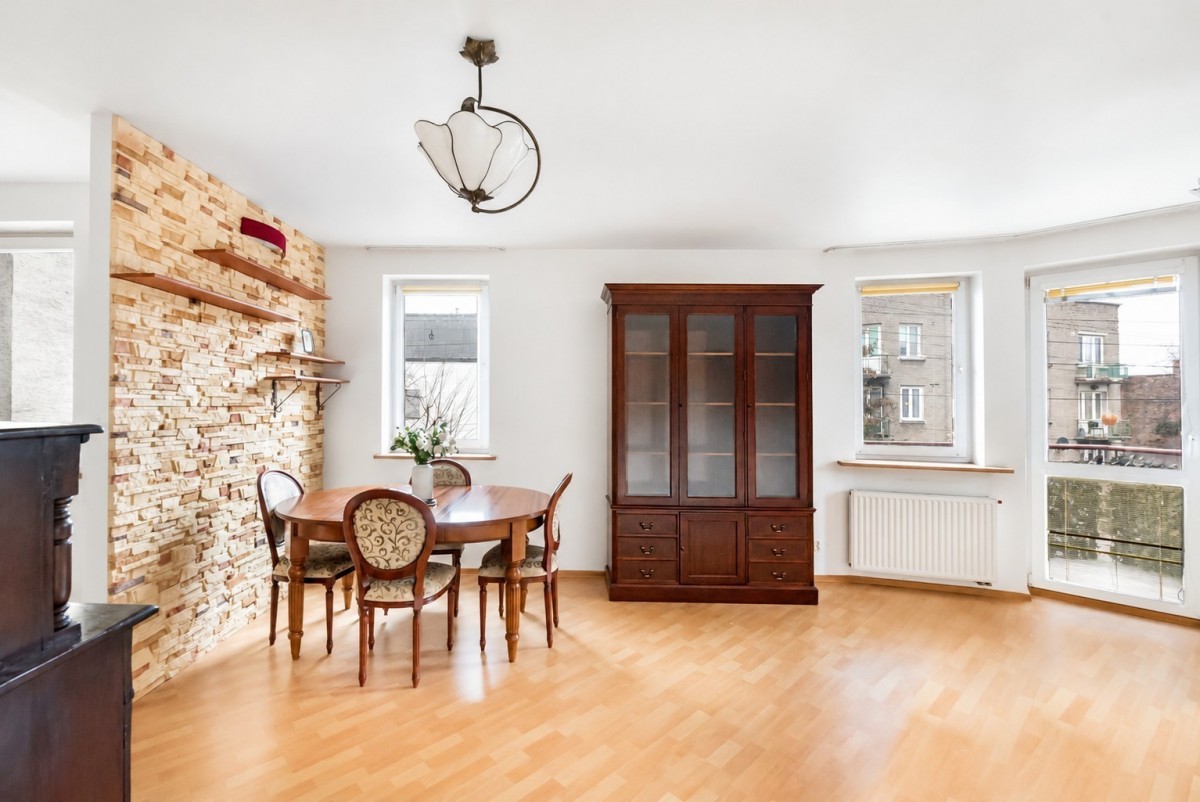 2-Pokoje Balkon Garaż Ciche Do wprowadzenia — zdjęcie 3