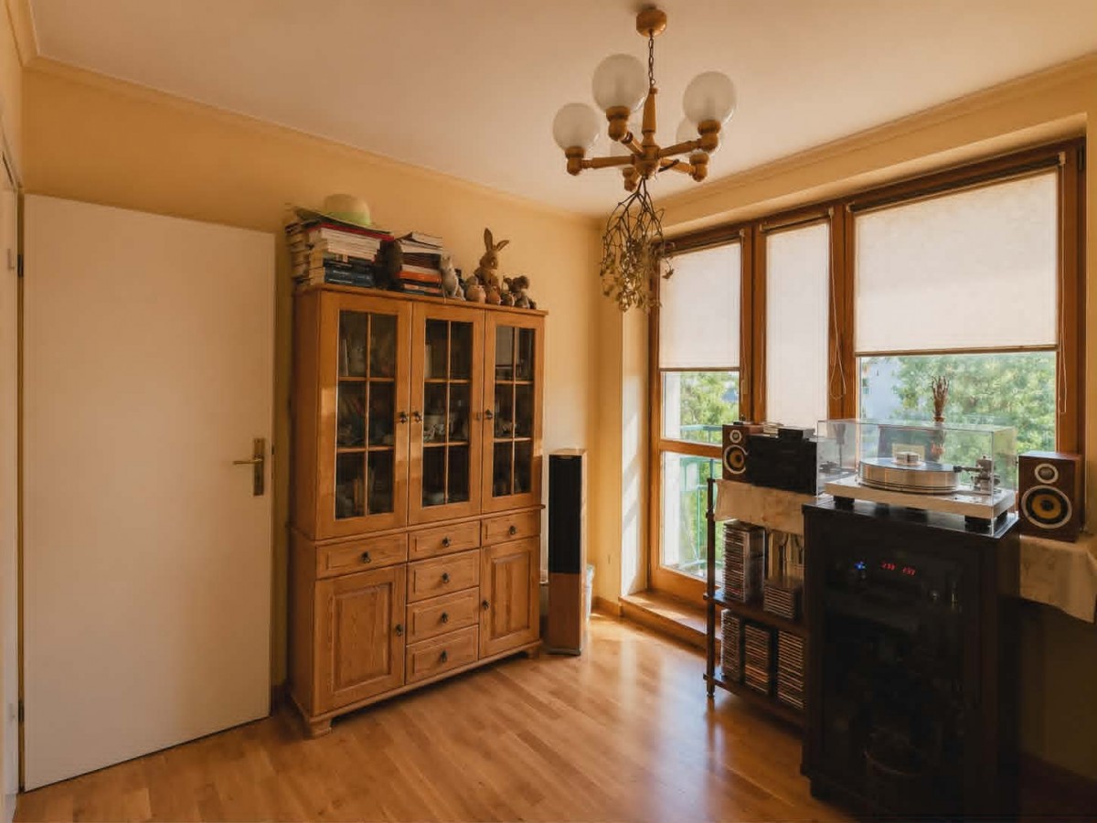 2 pokoje przy Lesie Lindego | Metro | Duży balkon — zdjęcie 1