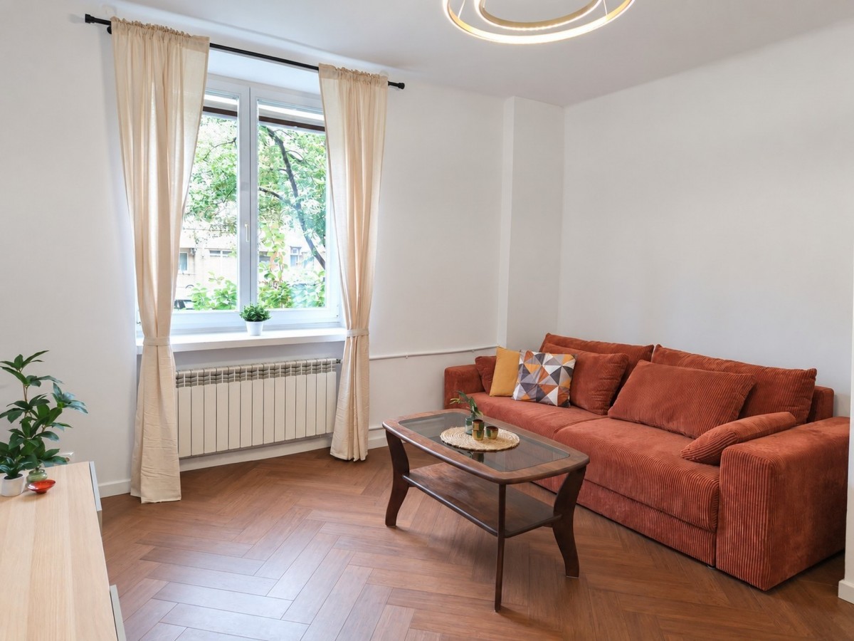 33 m² po remoncie  blisko SGH  świetna komunikacja — zdjęcie 2