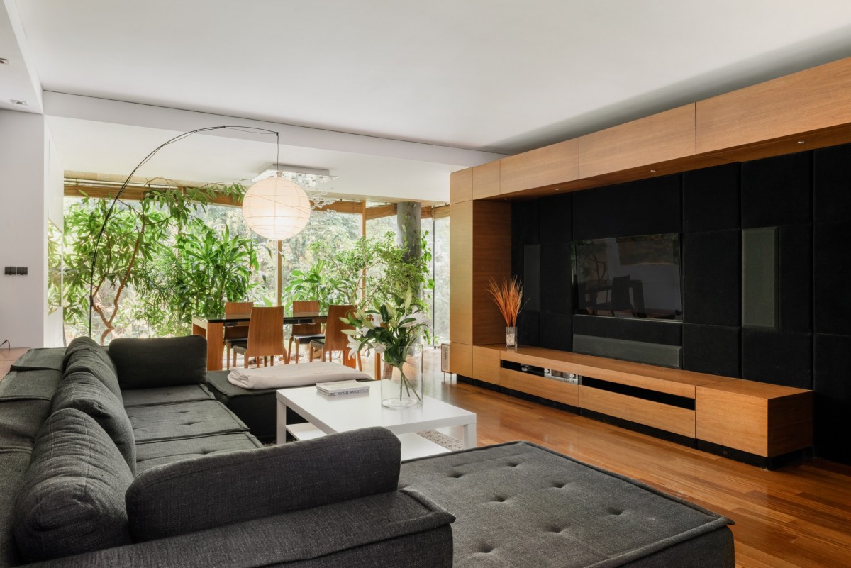 Komfortowy, trzypokojowy apartament z ogrodem — zdjęcie 1