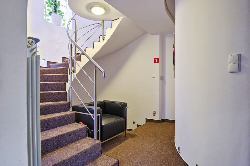 Biuro 114,3 m²  Bielany  3 poziomy — zdjęcie 5