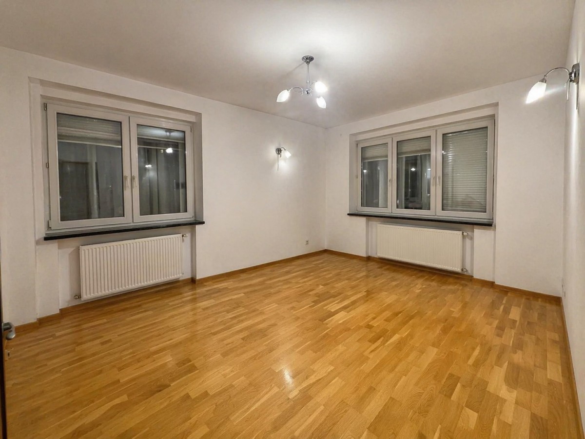 Dom wolnostojący | 633 m² działki | Międzylesie — zdjęcie 2