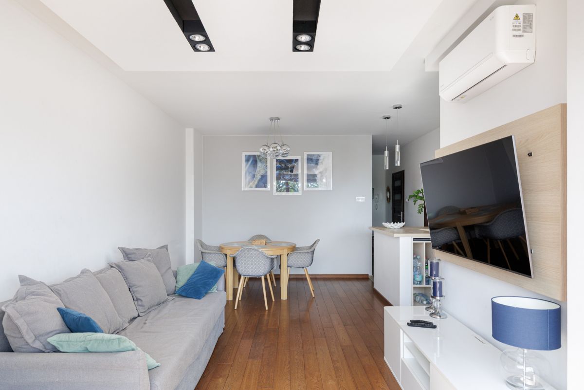 2 pokoje + 8m2 balkon, miejsce parkingowe, komórka — zdjęcie 4