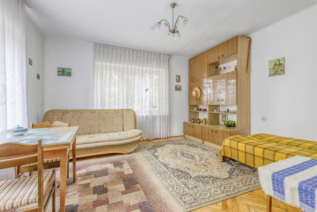 Sad i pół bliźniaka nad Narwią na działce 1708m2 — zdjęcie 5