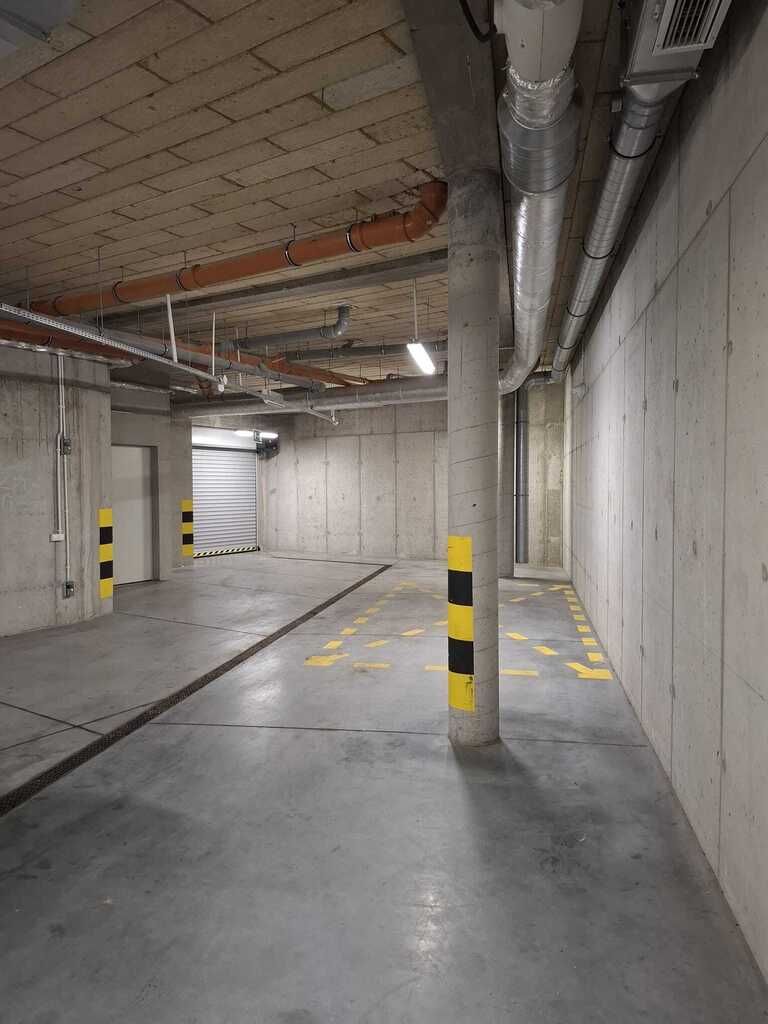Funkcjonalna hala garażowo-magazynowa 346 m² z win — zdjęcie 5