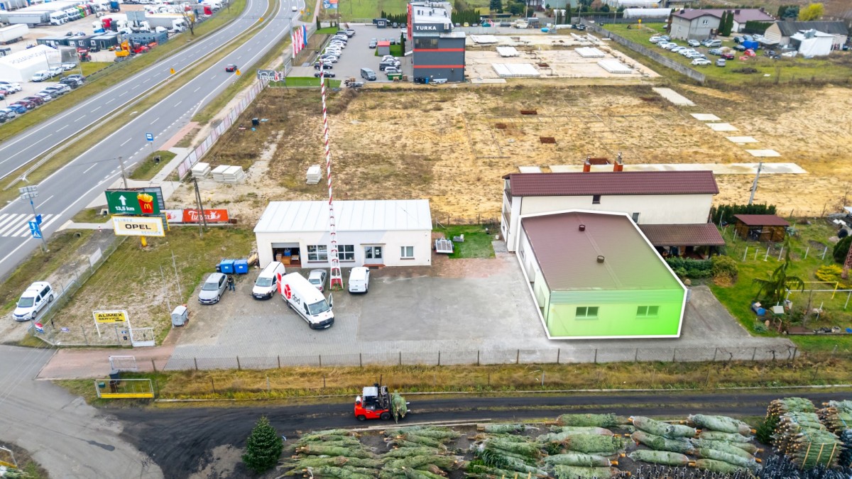 Lokal przy trasie E7  z parkingiem i biurem — zdjęcie 2