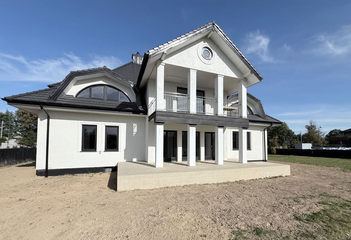 Dom (Wolnostojący) — Wola Mrokowska — zdjęcie 1