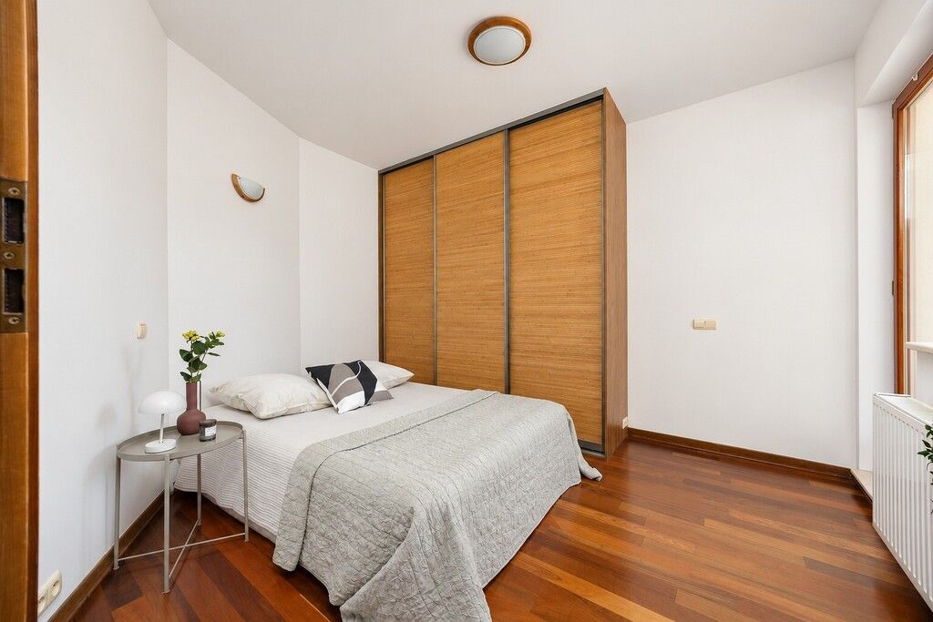 Gotowe  2 pokoje - możliwe 3  Balkon  Garaż — zdjęcie 3