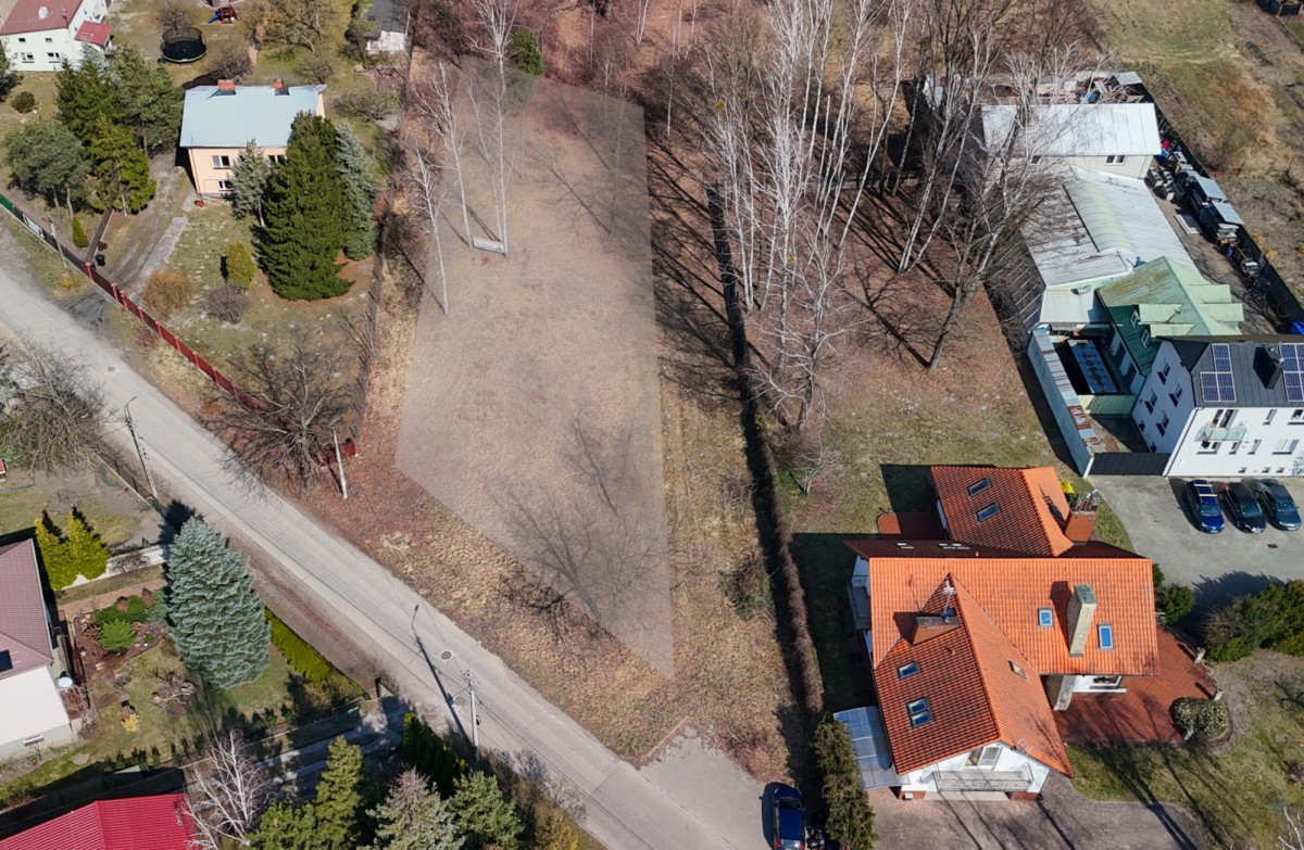 Działka 1428m² w Milanówku - warunki zabudowy — zdjęcie 1