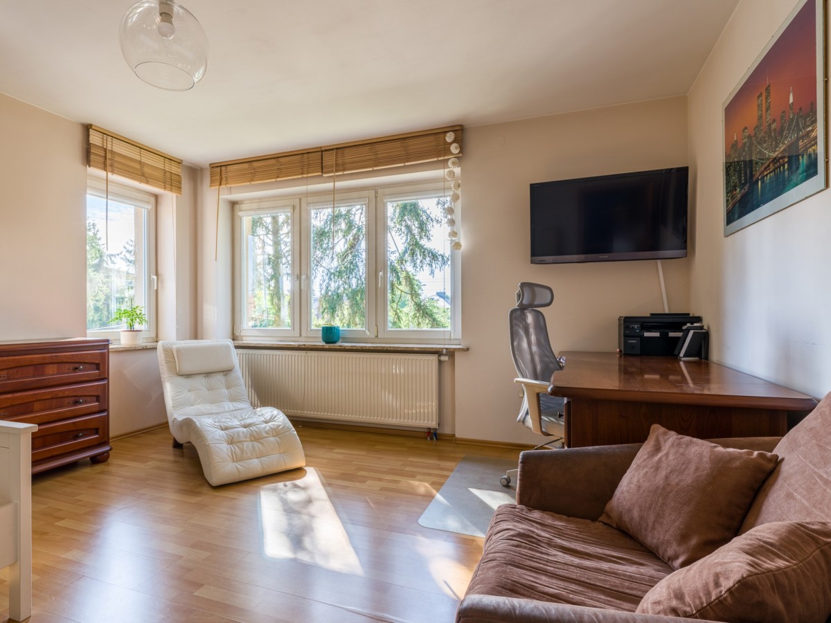 Piętro i poddasze domu 140 m2 Piastów, miejsca pos — zdjęcie 1