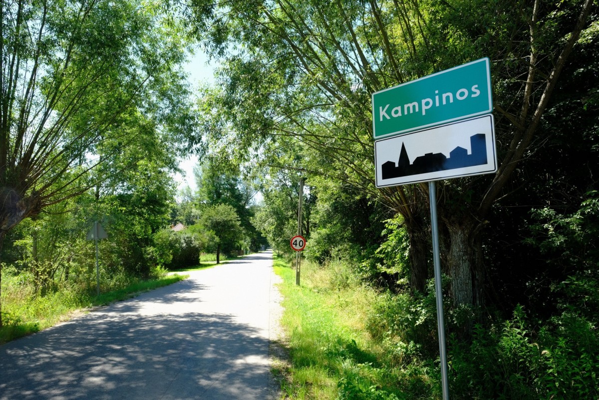 UNIKAT - Dom przy granicy KPN - Kampinos — zdjęcie 1