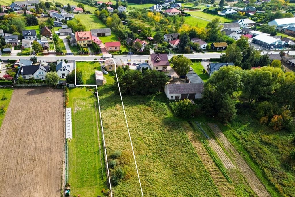 Dom z dużą działką i dostępem do rzeki — zdjęcie 4