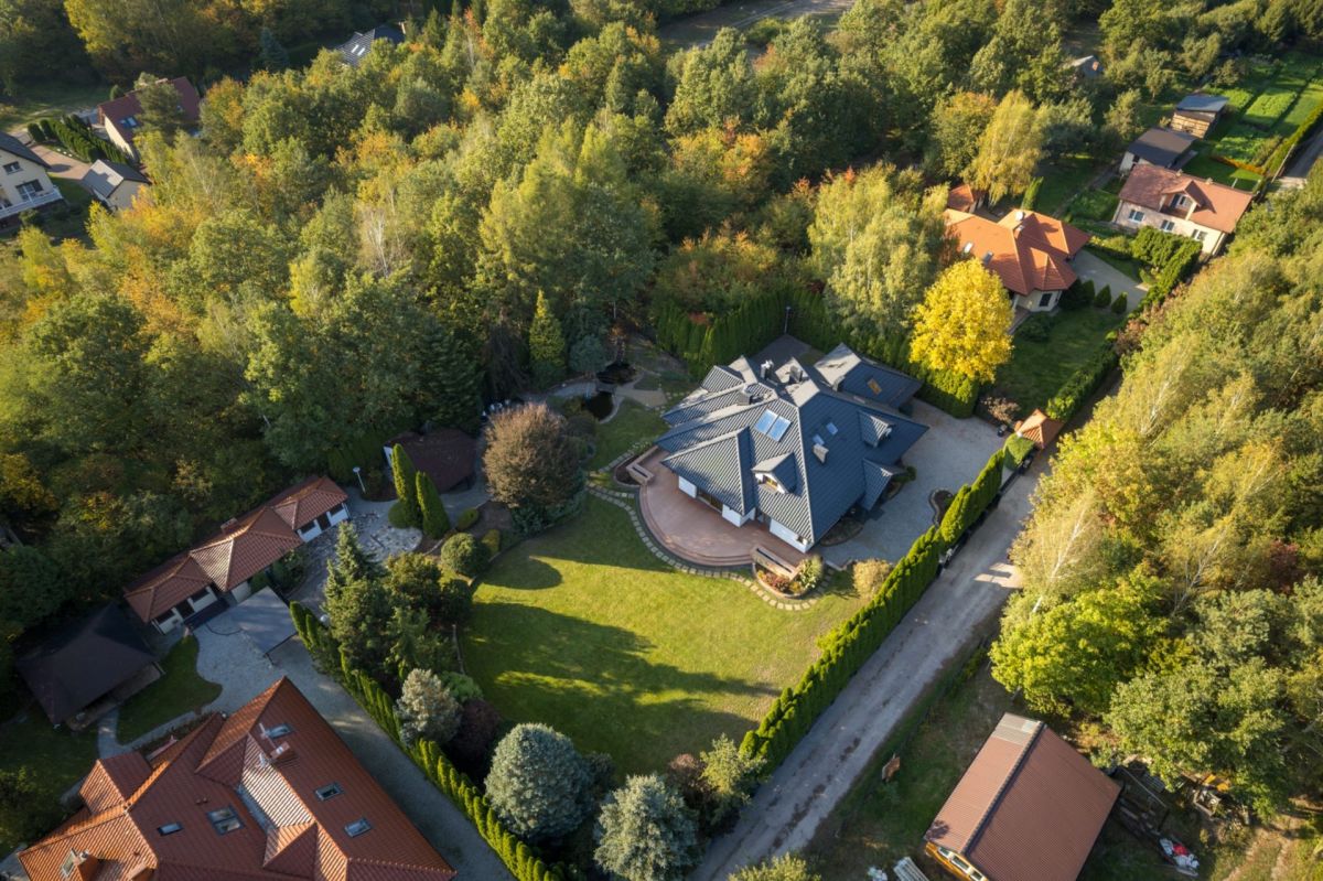 Willa z ogrodem nad Zalewem w Jedlni-Letnisku — zdjęcie 2