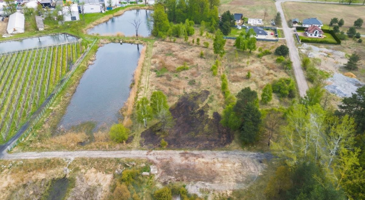 Podwójna działka budowlana 0,5h od Warszawy — zdjęcie 1