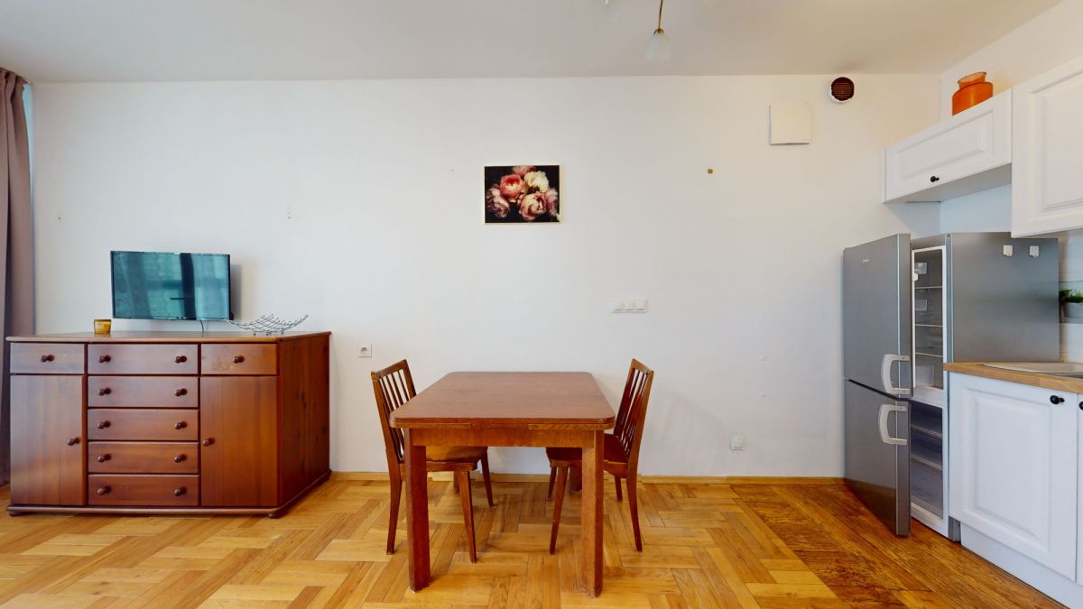 2 pokoje, loggia| Garaż| Przy Łazienkach — zdjęcie 3