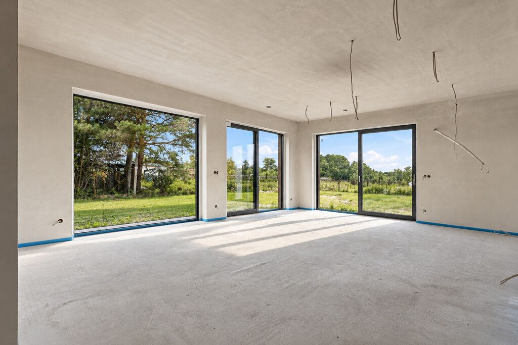 Bliźniak w stanie deweloperskim 272 m² I 6 pokoi — zdjęcie 3